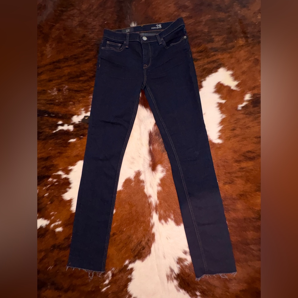 J.Crew women’s “Reid” straight leg dark denim Jean size 28